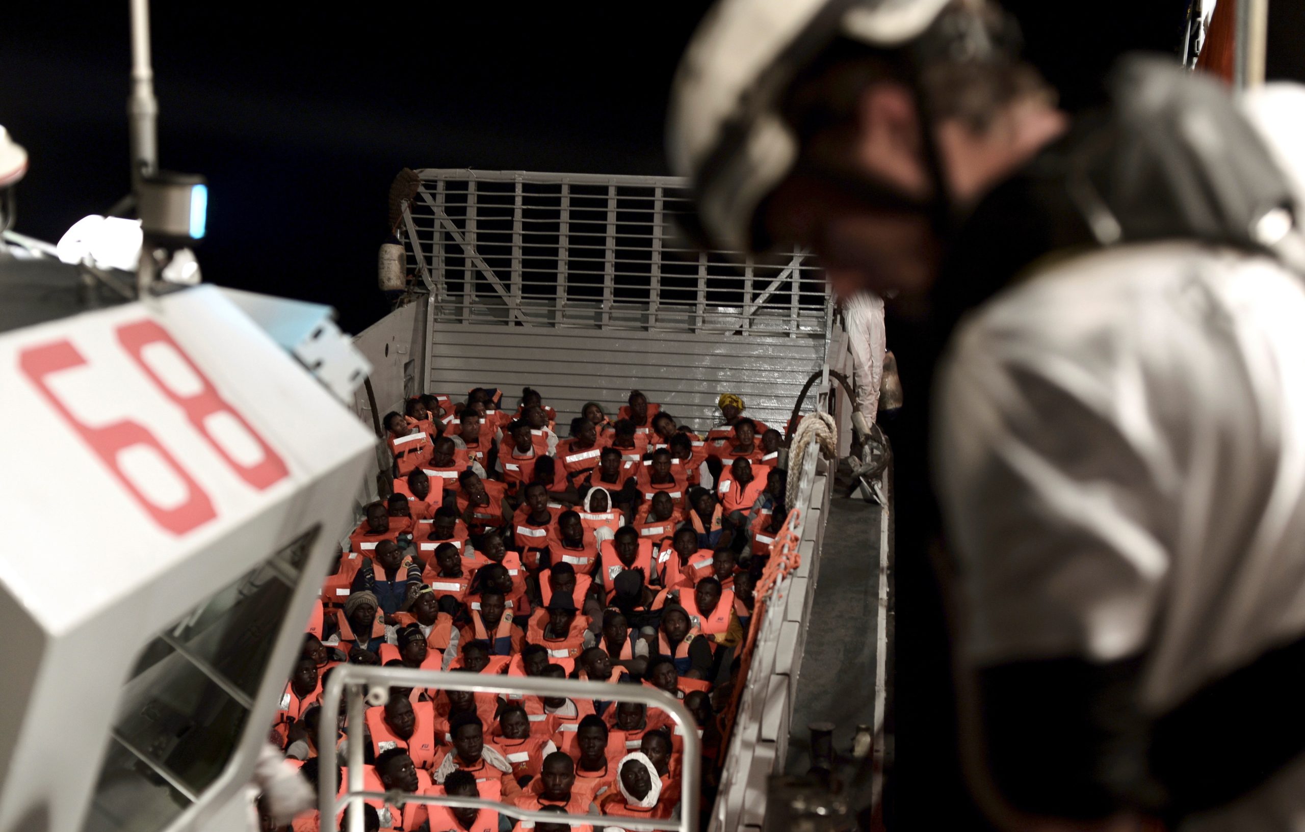 Ministro dos Negócios Estrangeiros italiano convoca embaixador francês devido a críticas de Macron a navio Aquarius