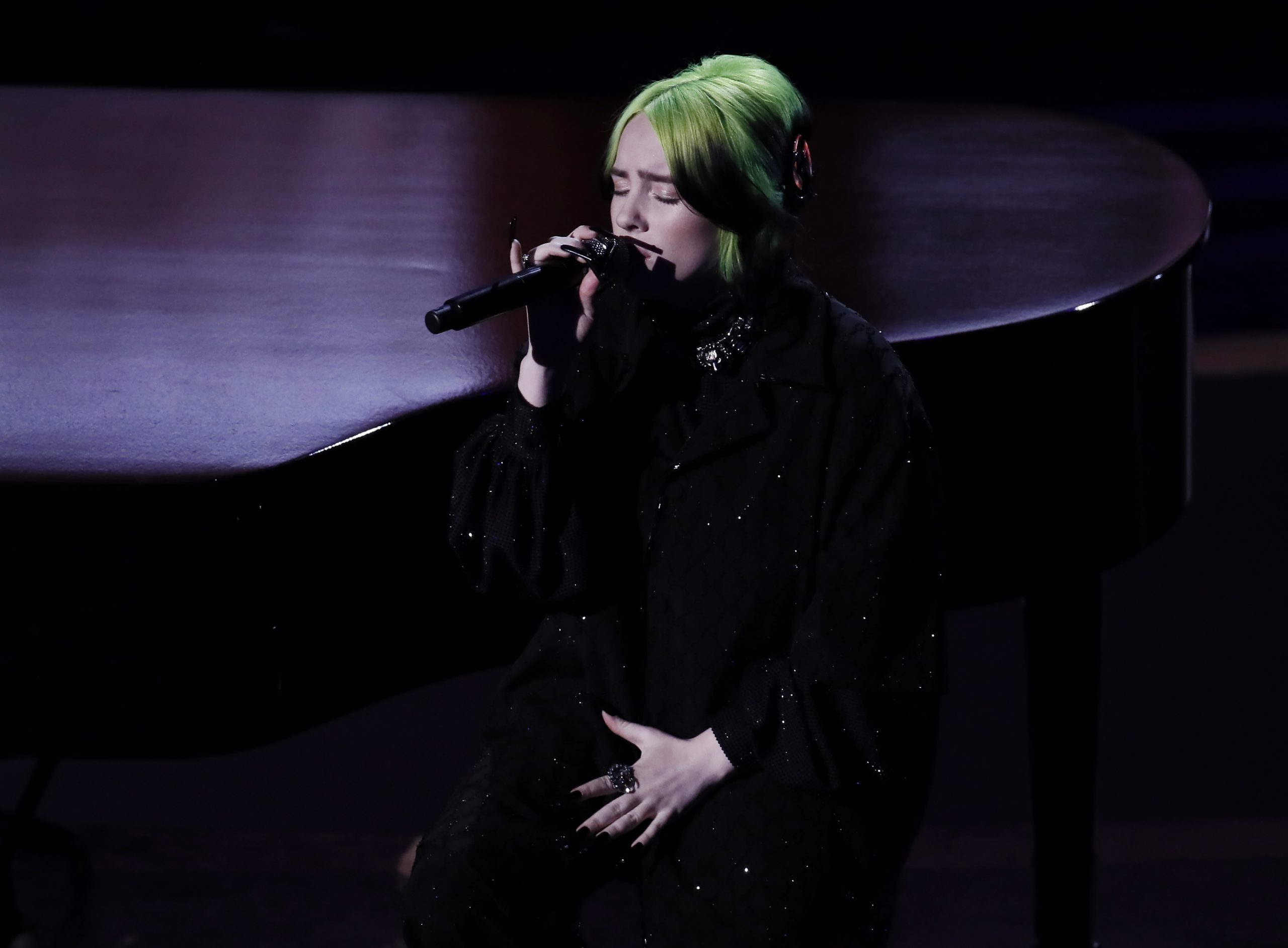 Billie Eilish acha que a sua atuação nos Óscares foi um 