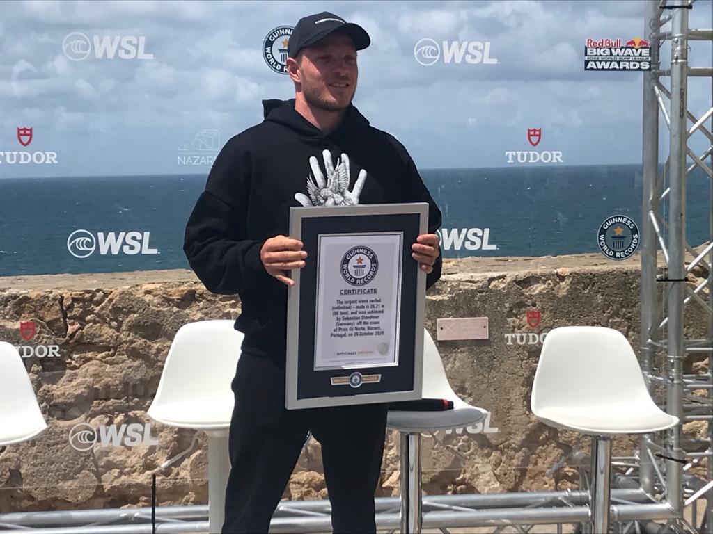 Nazaré com novo recorde do Guinness para a Maior Onda surfada