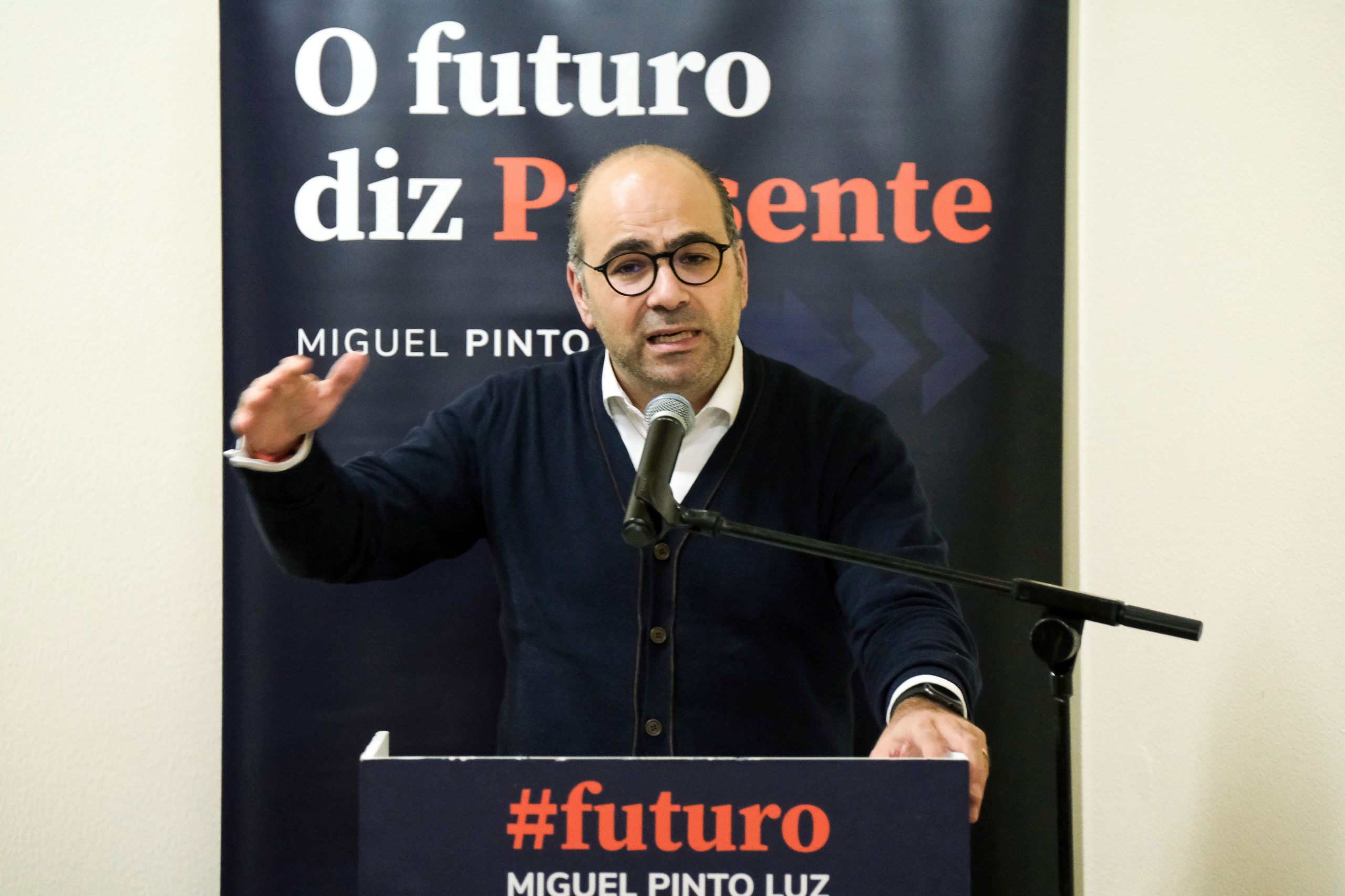 Pinto Luz diz que Marcelo é uma “opção natural” para Belém, mas o apoio do PSD tem condições