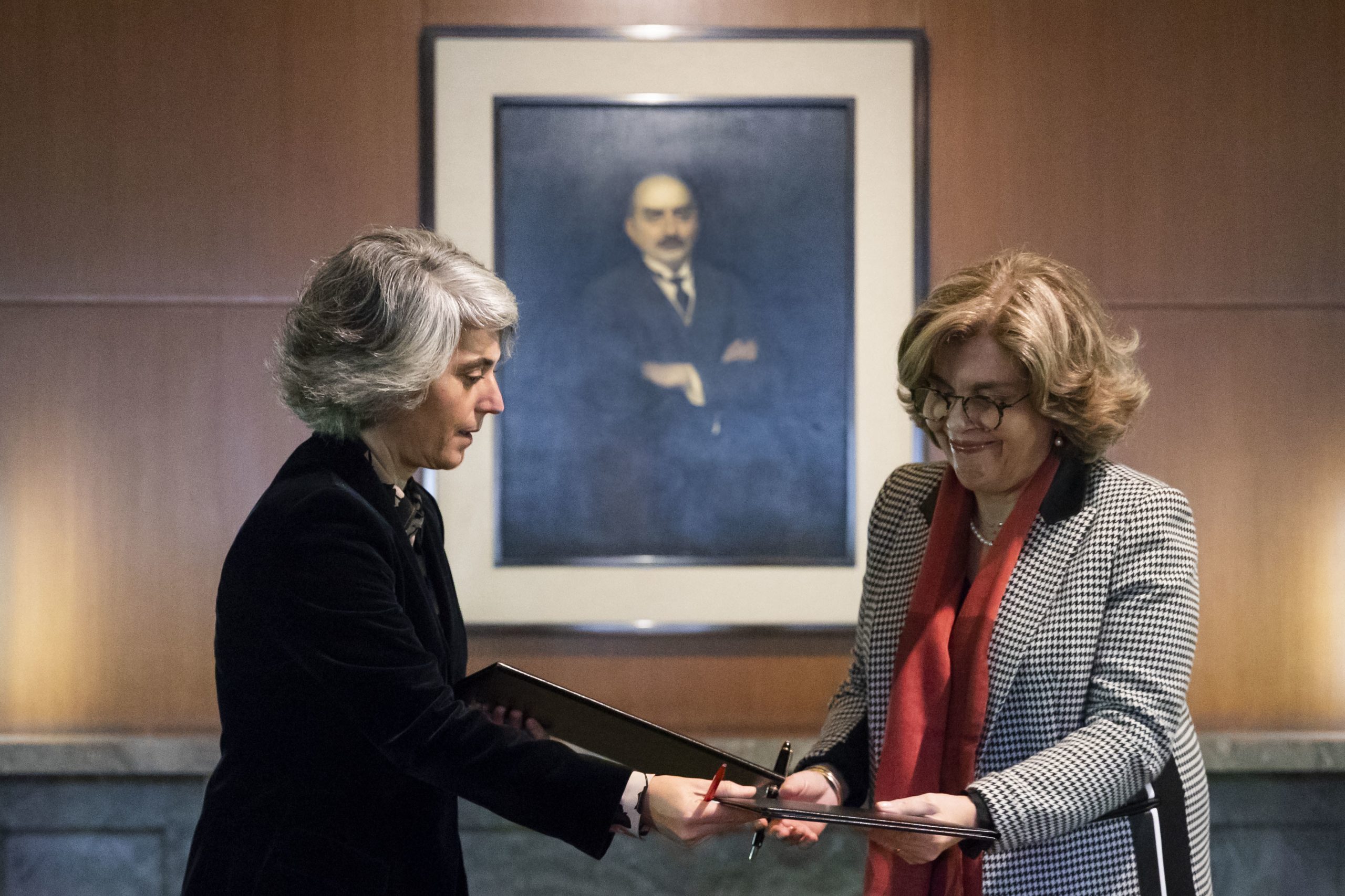 Gulbenkian vai levar cem anos de obras de artistas portuguesas à Bélgica e França