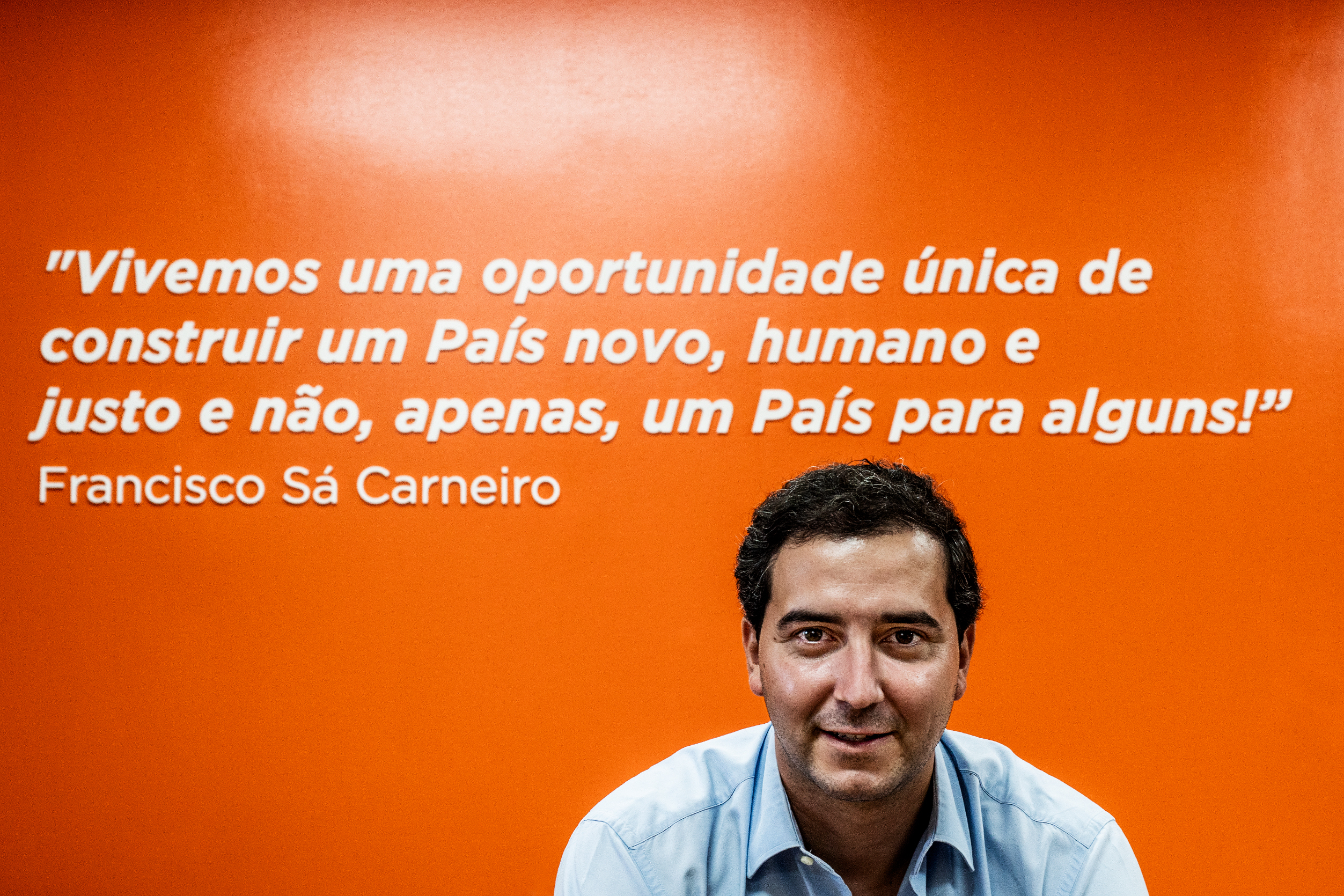 Líder da JSD apoia Rangel nas diretas