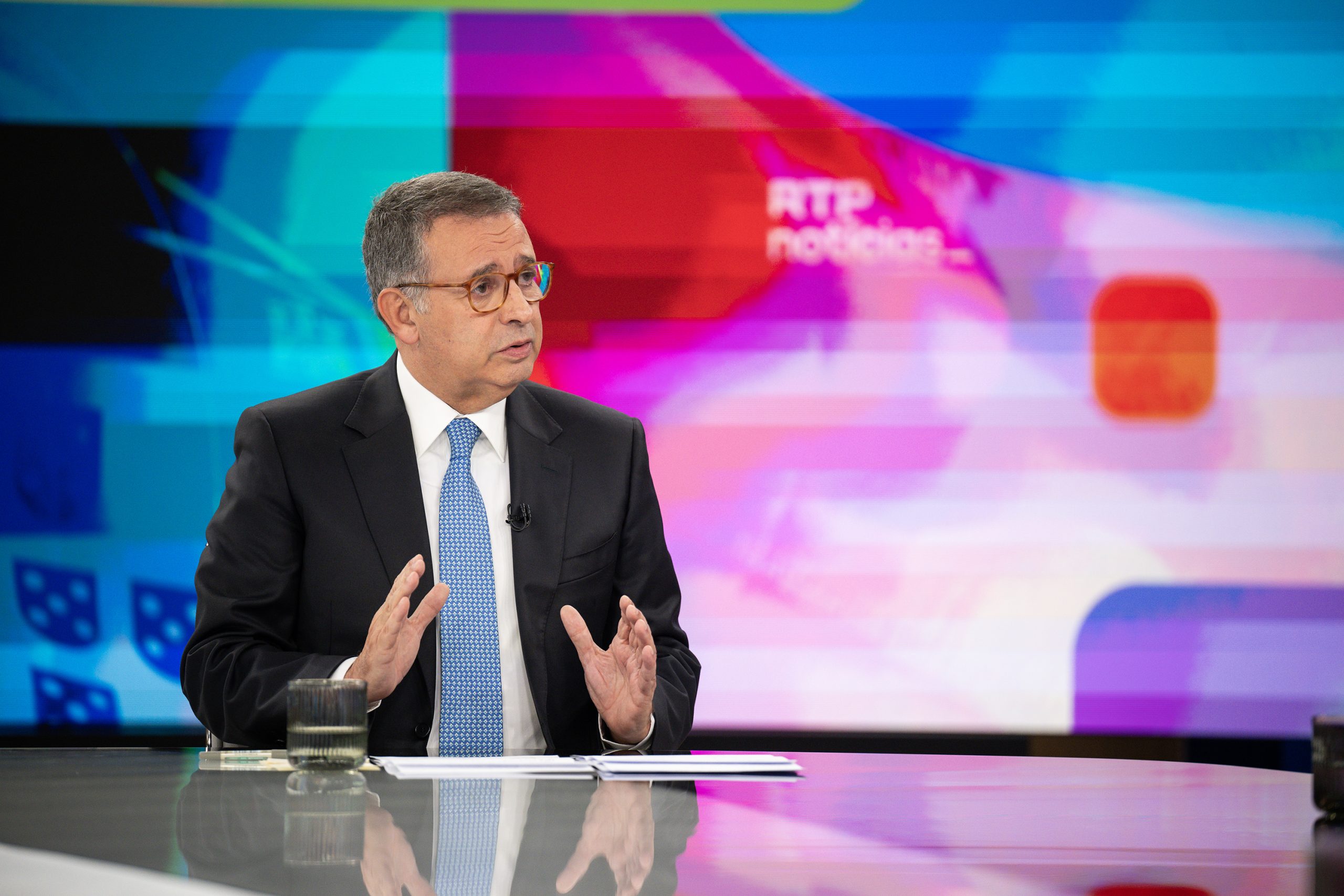 Segunda volta marcada por vantagem confortável de Seguro, mas abstenção vai ser fator decisivo