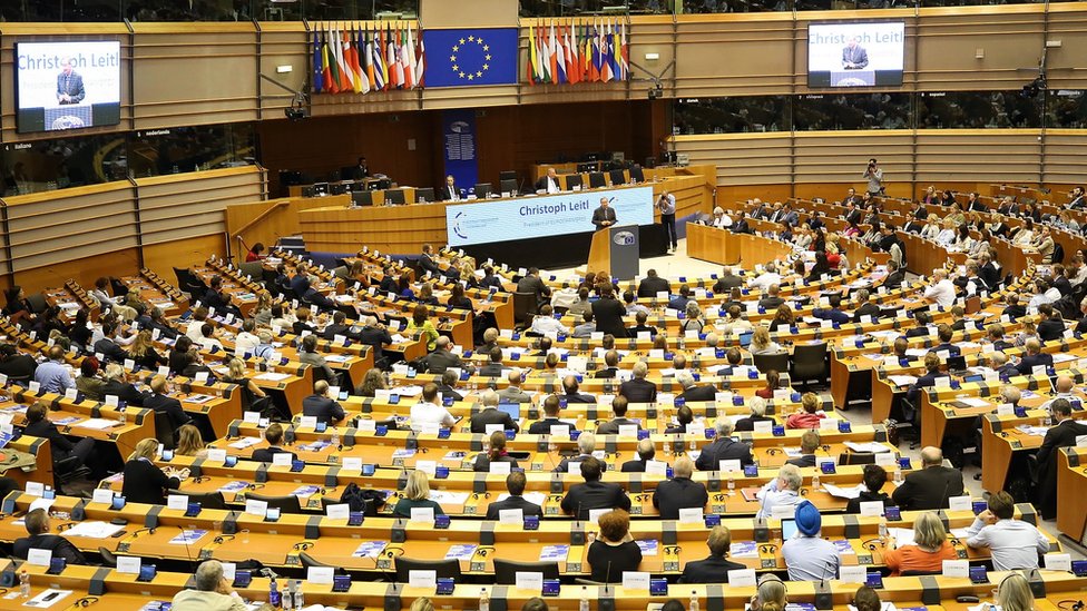 Eurodeputados aprovam acordo comercial entre UE e Japão