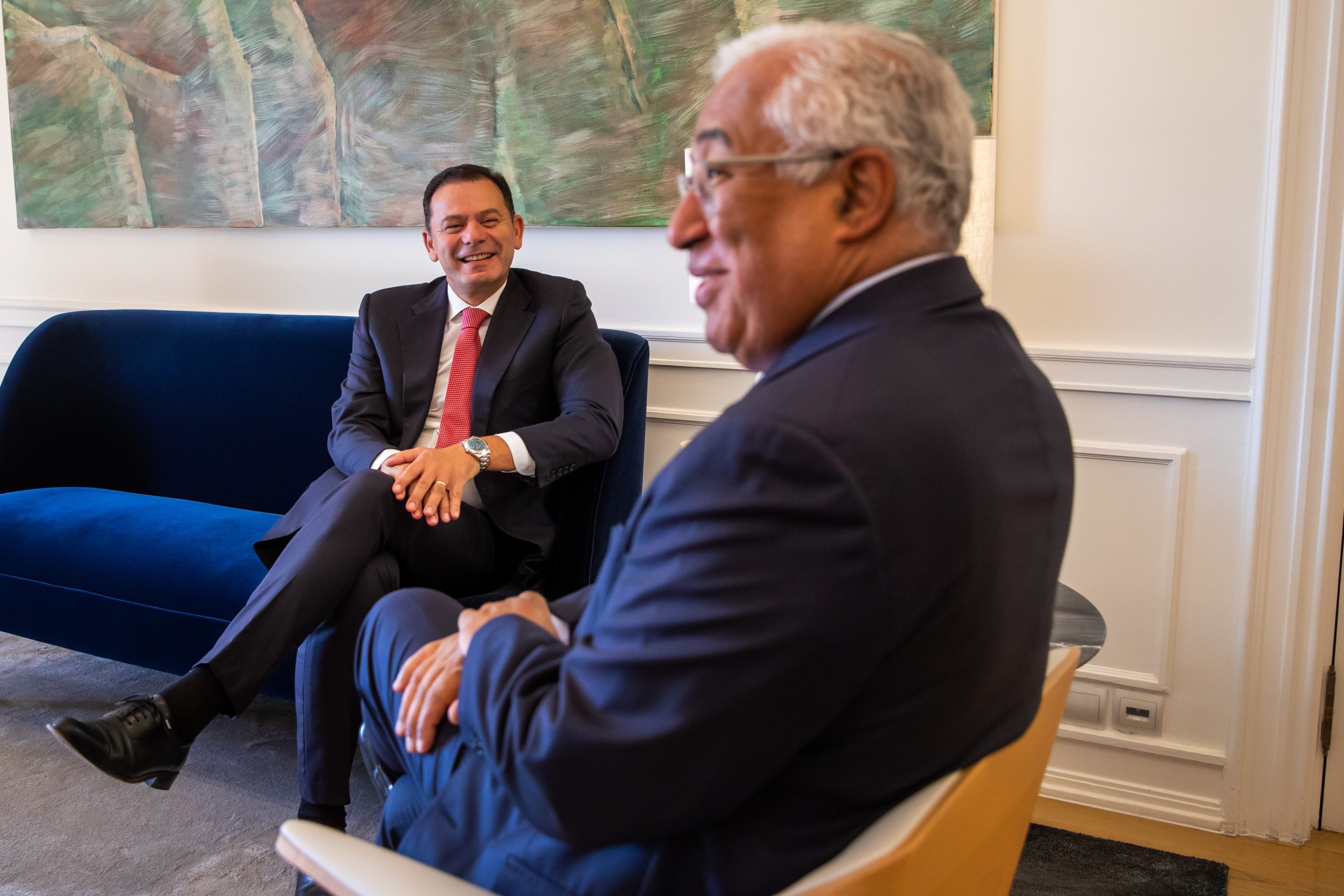 Montenegro felicita “António Costa em nome do Governo de Portugal”