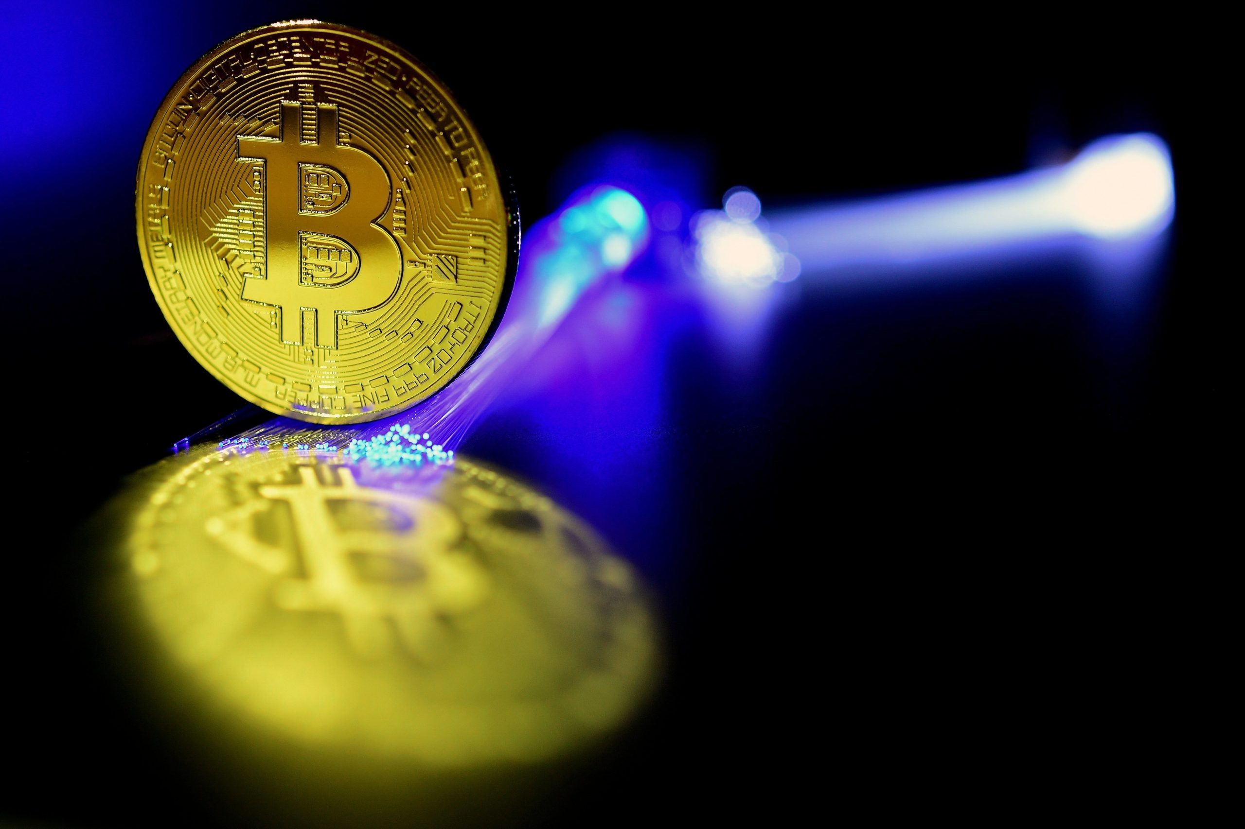 Polícia brasileira liga piloto de Pablo Escobar a fraude com criptomoedas envolvendo Portugal