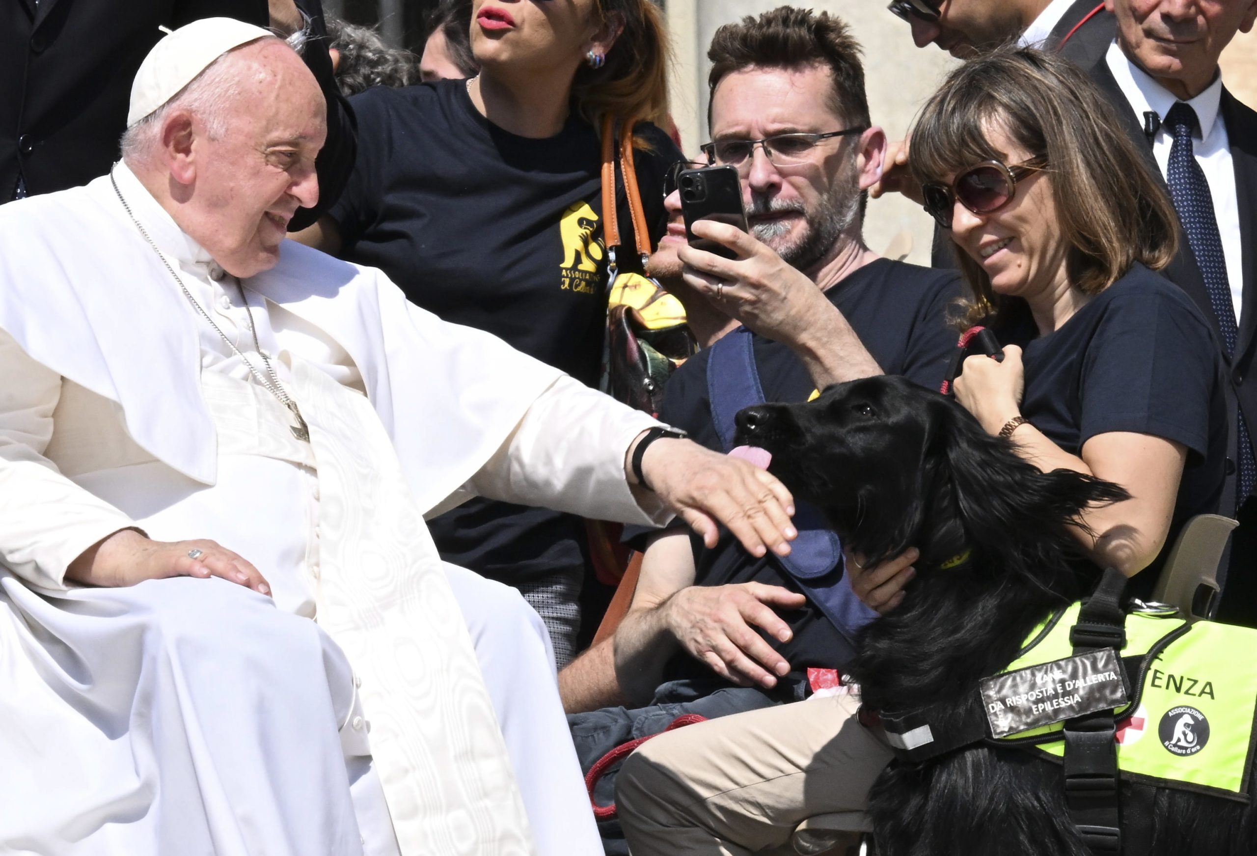 Papa envia cardeal a Kiev para tentar mediar paz