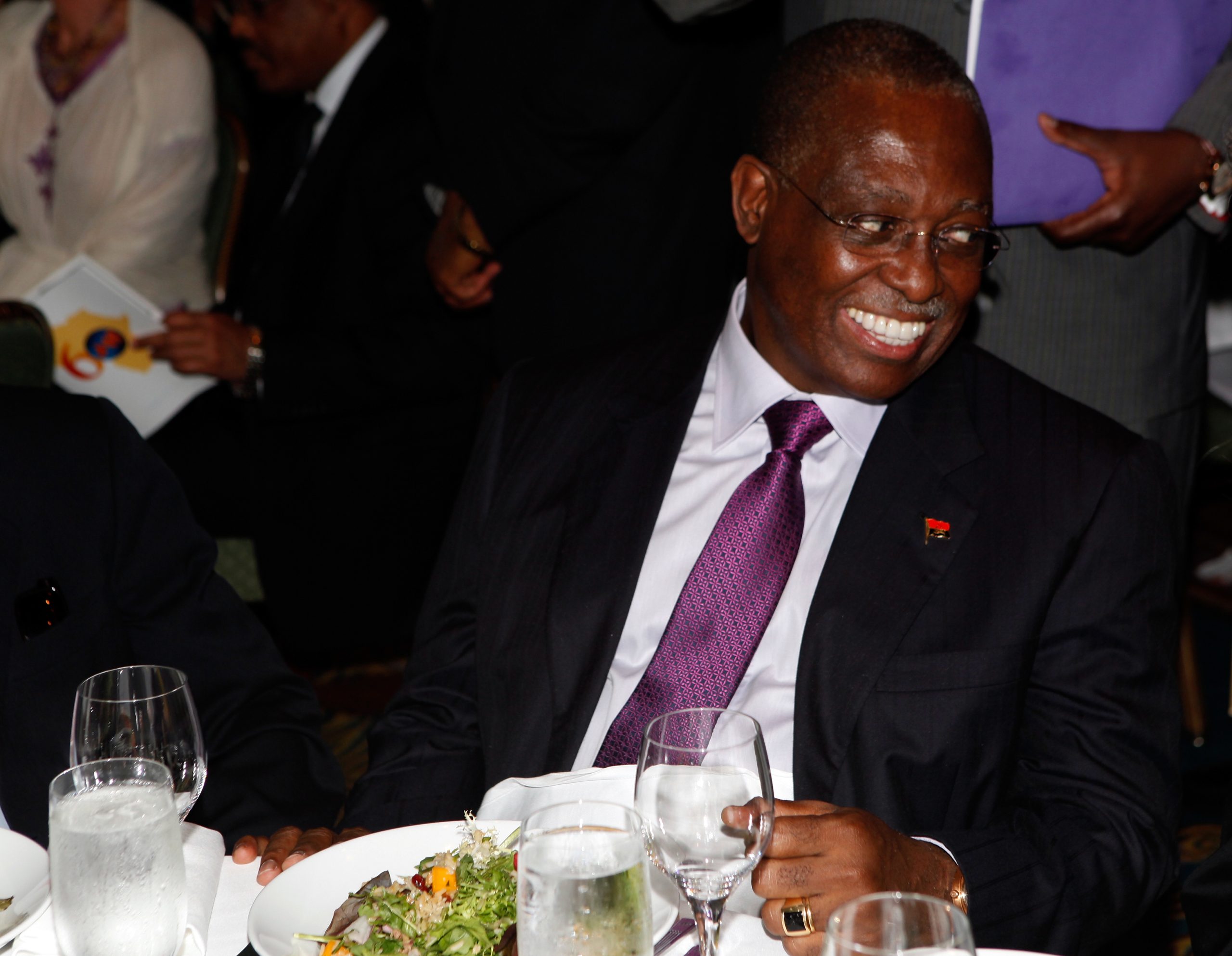 Operação Fizz: Arquivamento de processo de Manuel Vicente “está bem feito”