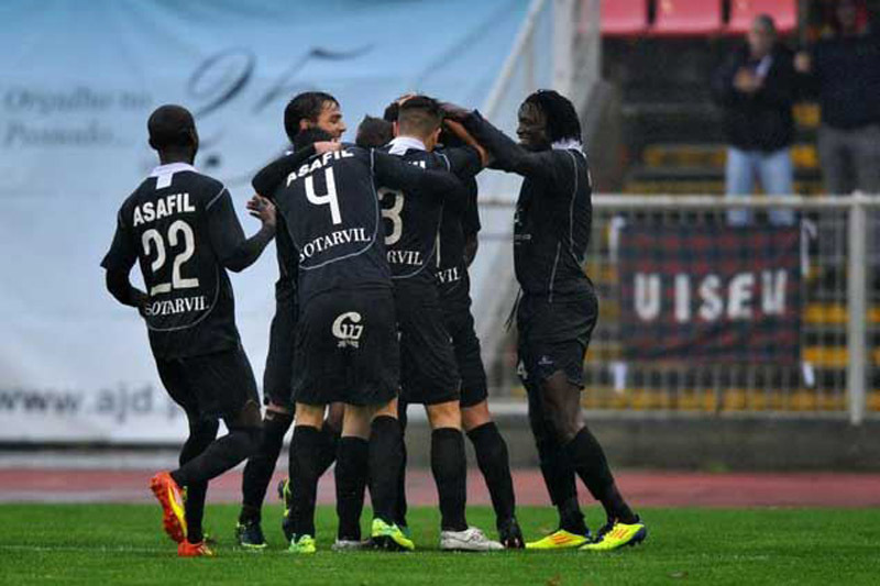 Tribunal Arbitral do Desporto recebe providência cautelar para suspender exclusão do Académico de Viseu da II Liga