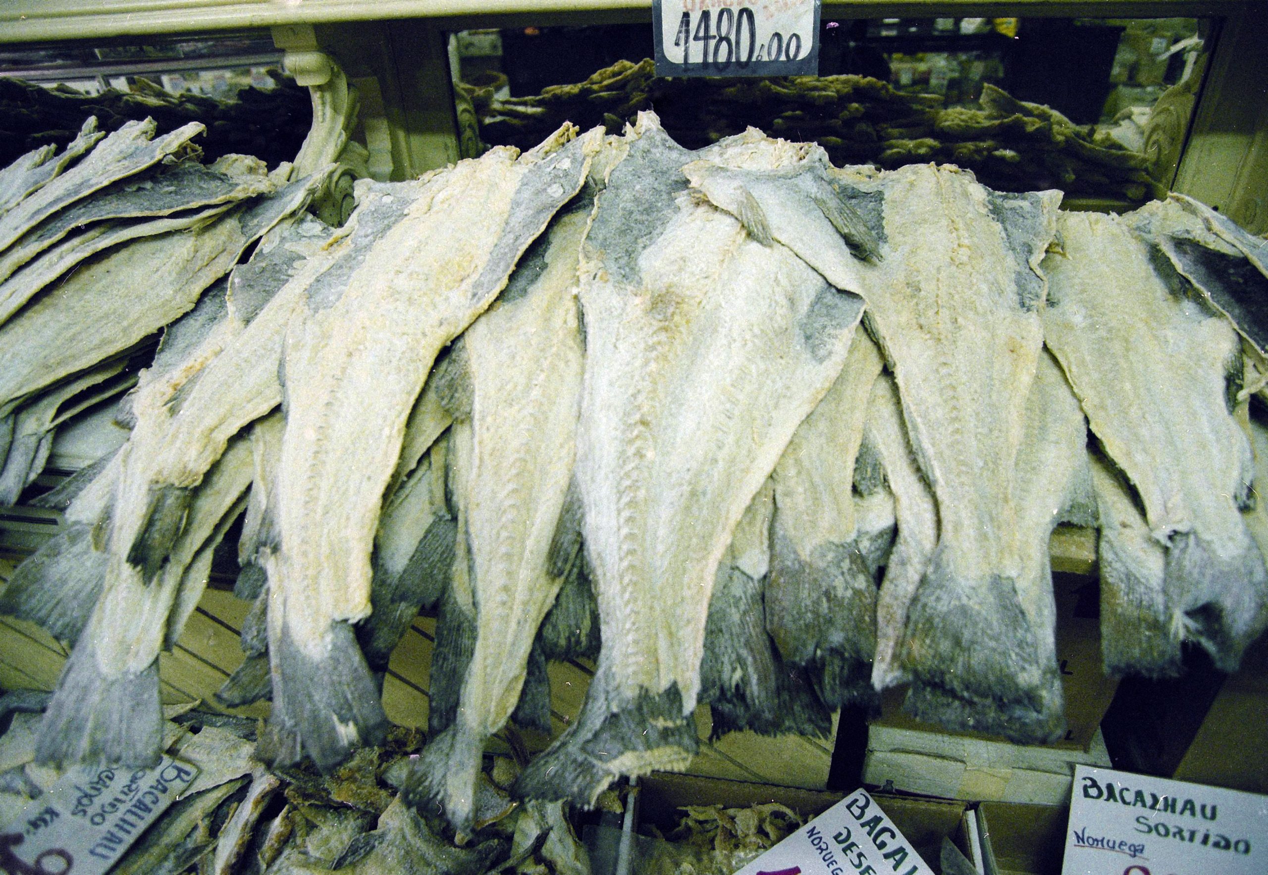 Há menos bacalhau, mas continua no centro do Natal. Em 2024 pode ser mais caro
