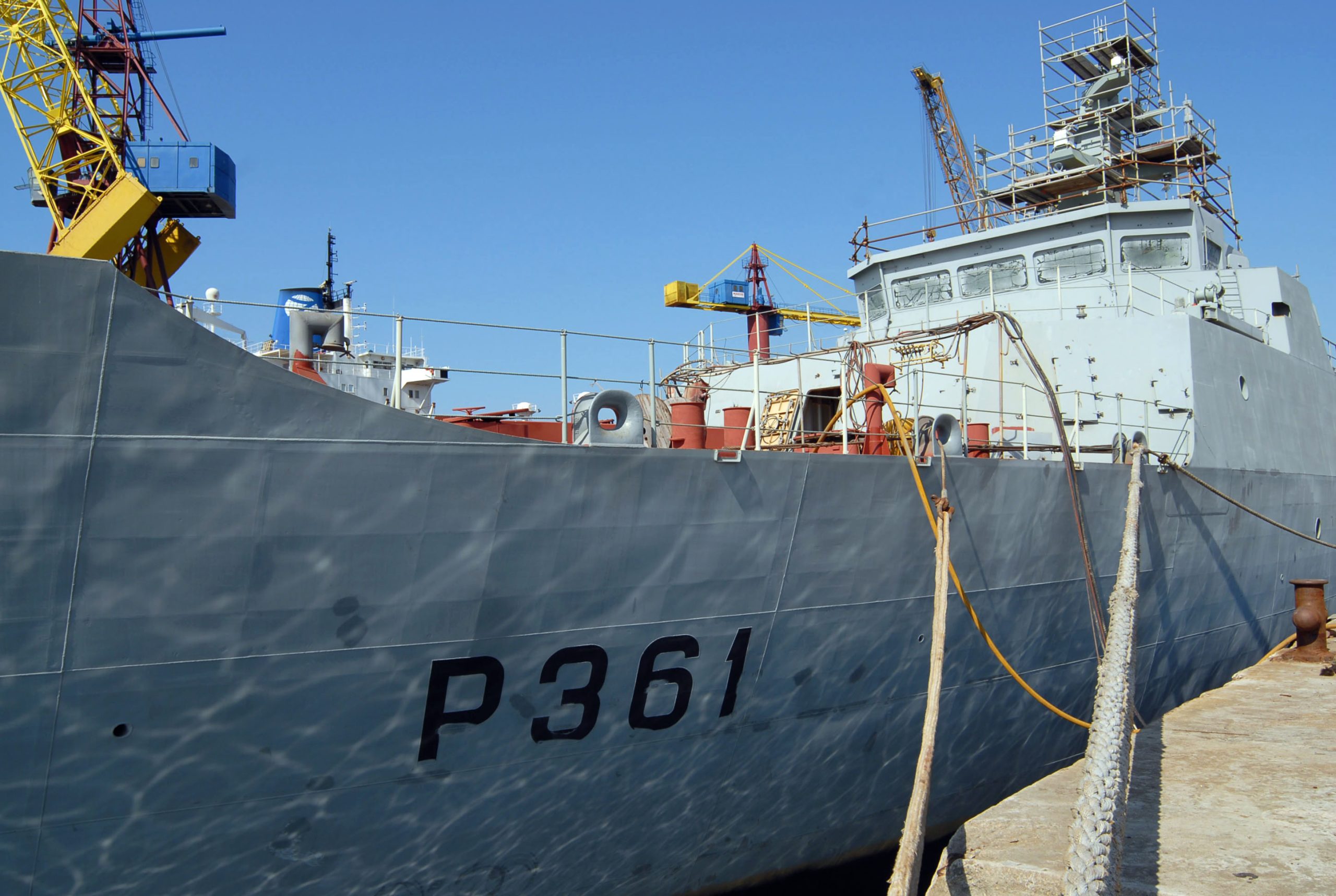 Marinha coordena resgate de família francesa ao largo da ilha de São Miguel